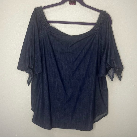 Lauren Ralph Lauren Tops - Lauren Ralph Lauren Denim Blouse Shirt XL Round Off The Shoulder‎ Cold Shoulder